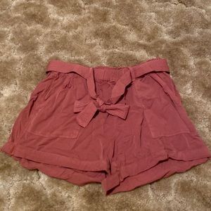 NWOT paper bag shorts ♥️ 🩳